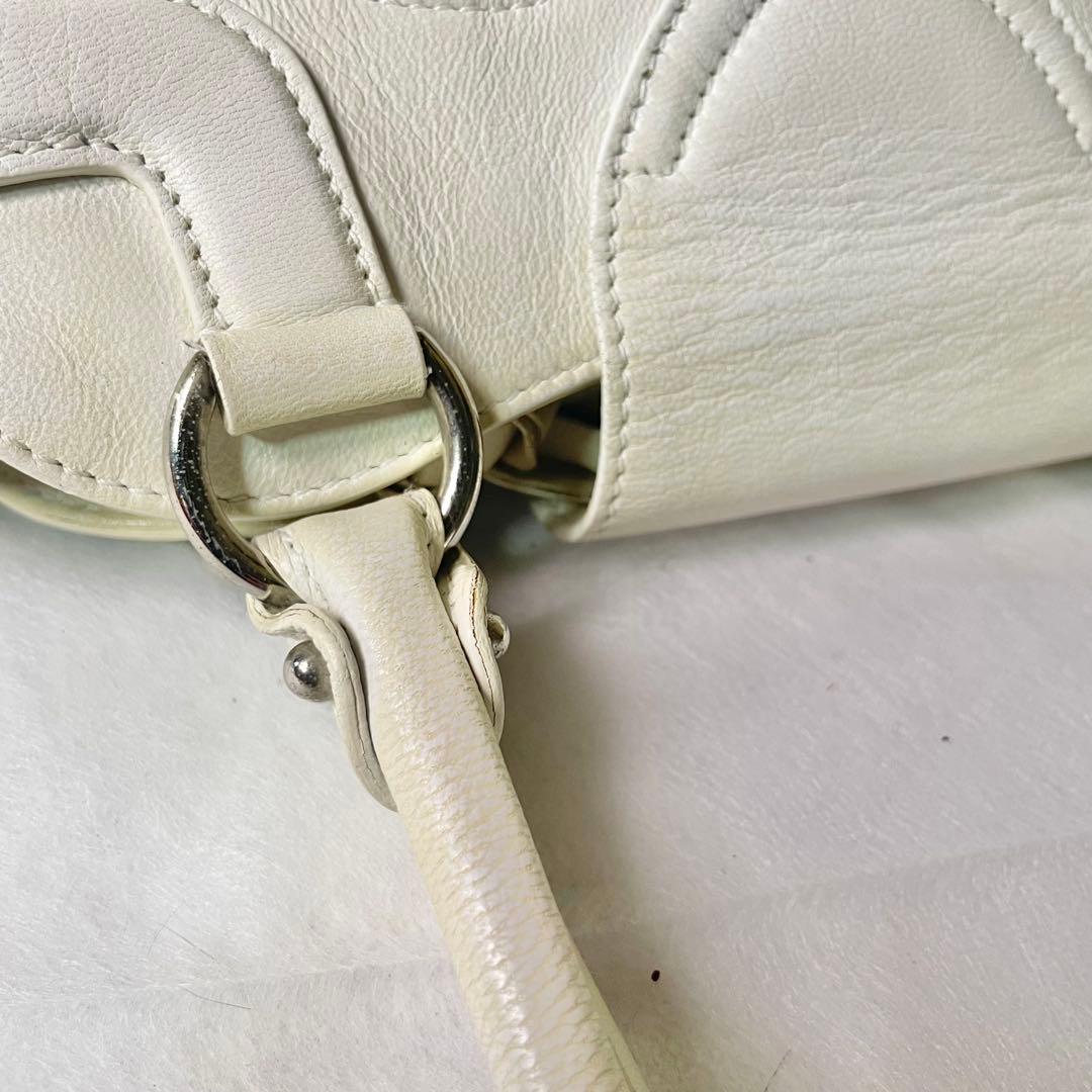 Salvatore Ferragamoガンチーニ マリッサ ショルダーバッグ