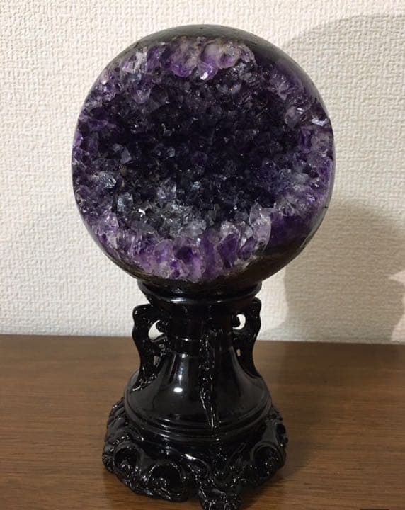 【極上】6Aウルグアイアメジストクラスター　口笑原石（幸運水晶）台座2つ付き