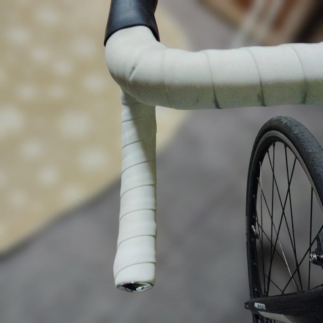 最初46000→33000円1月23までNESTO ロードバイク引き取り限定