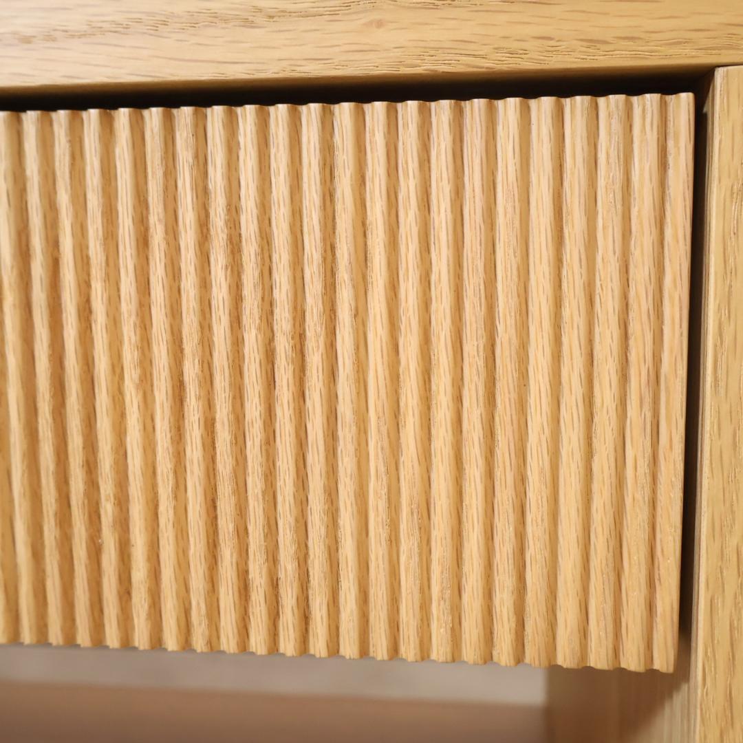 dinos CONTE オーク材 ウェーブカット シェルフ リビングボード