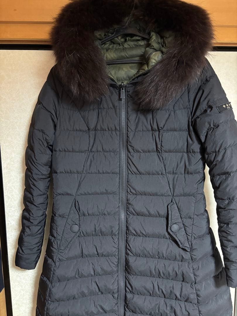 タトラス ✨ブラック✨リバーシブル カモフラ 迷彩 柄 ダウン コート