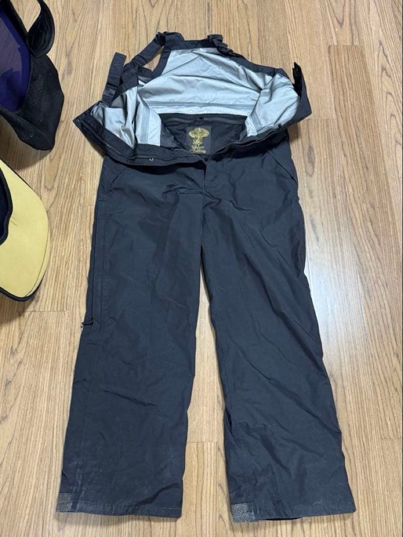 greenclothing BIB ブラック