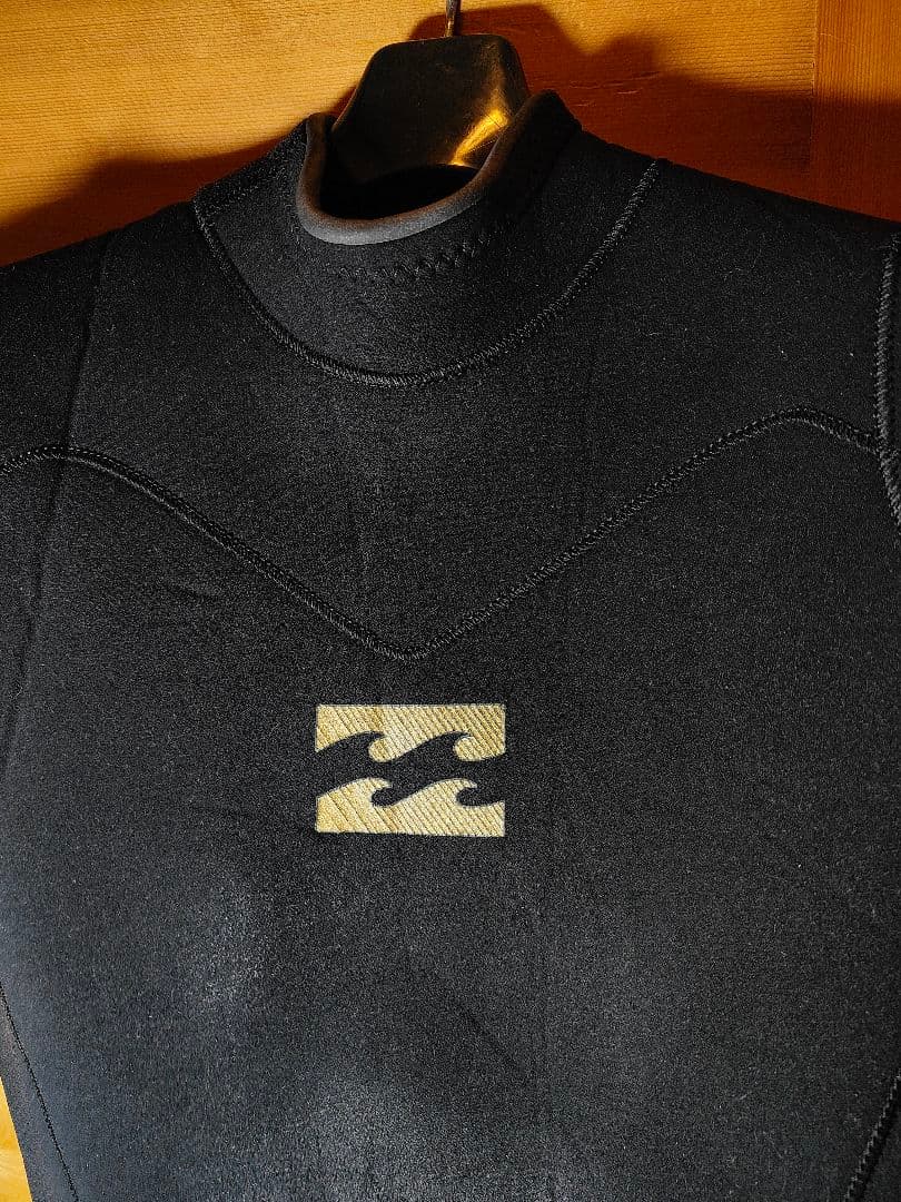 たー　　　　　　　　　　　　　　　　　　　　BILLABONG