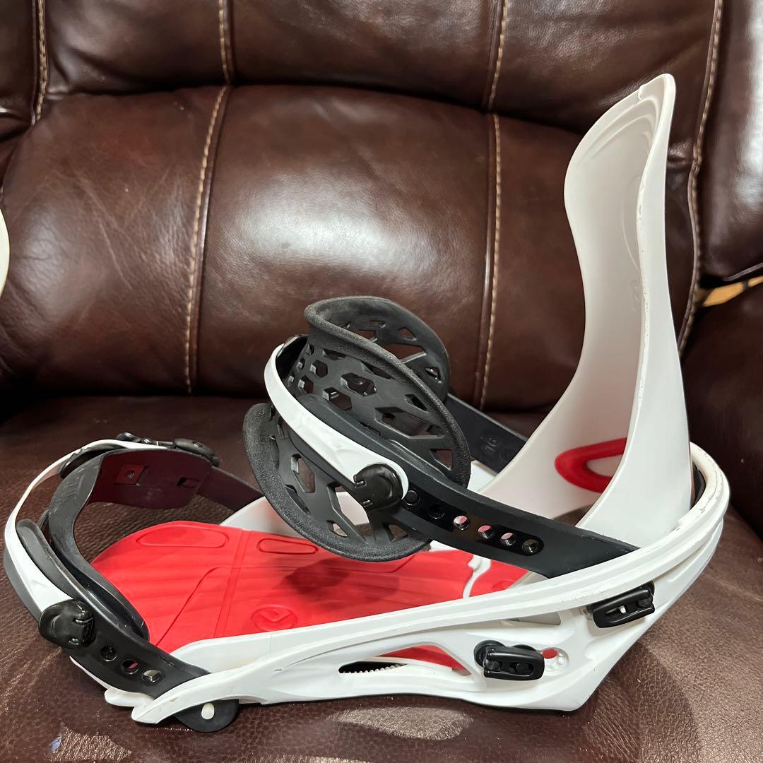 FLUX R2 × MADBUNNY 限定モデル