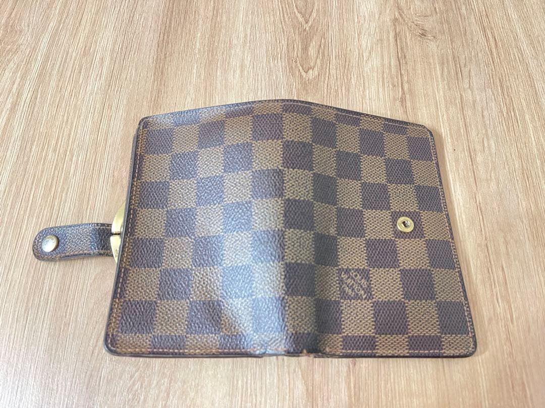 ルイヴィトン　ダミエ　二つ折り　がま口　財布