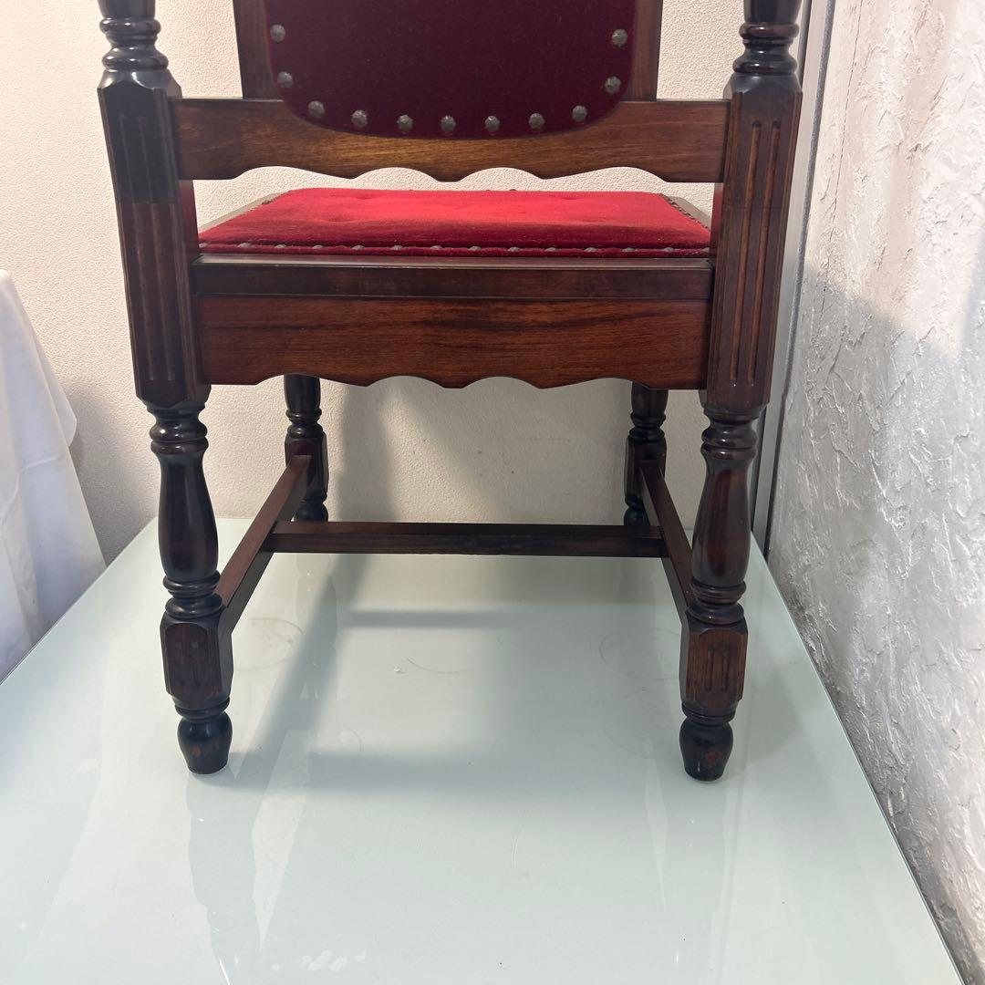 ☆昭和レトロ　当時物　高級感のある椅子　赤　布張り　木製☆