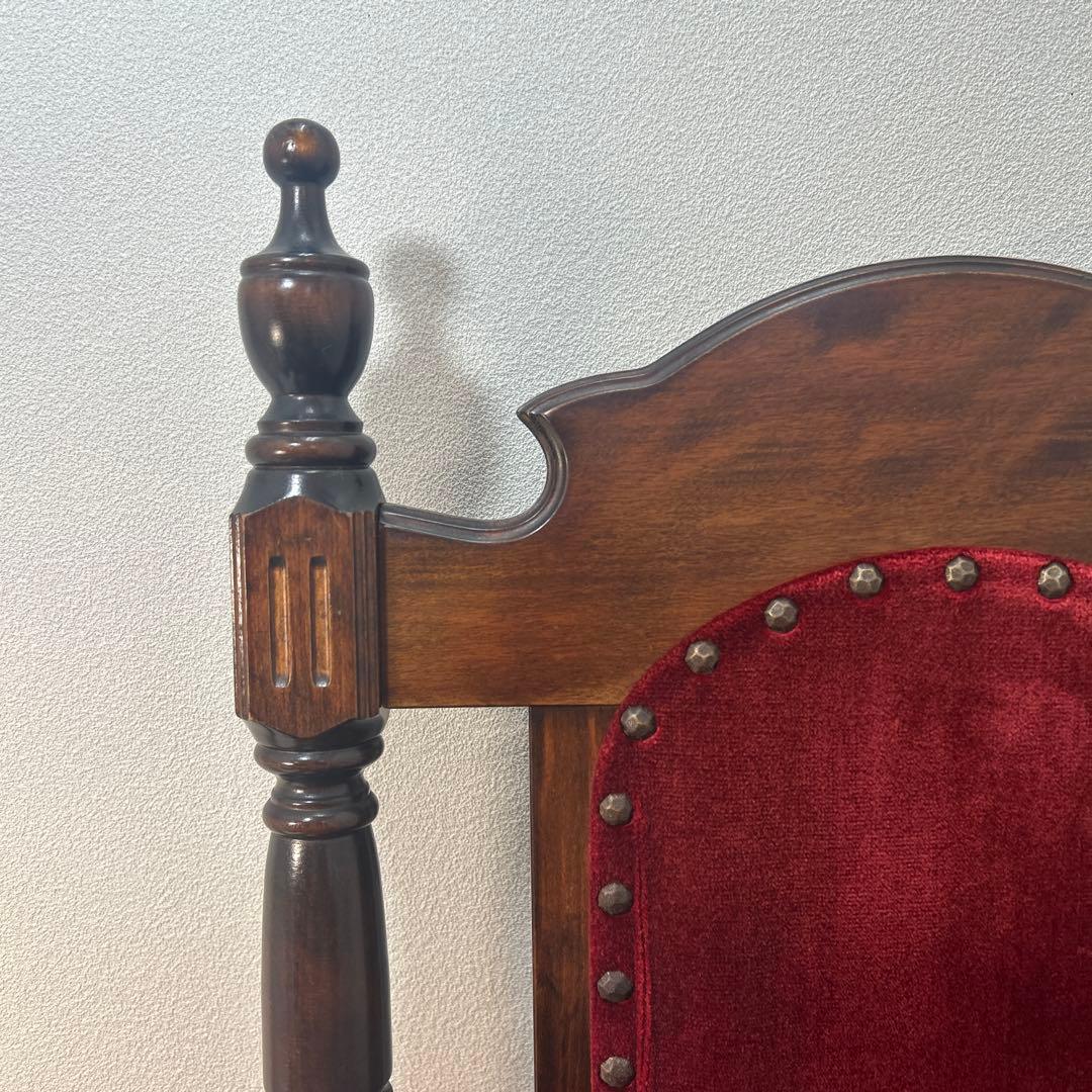 ☆昭和レトロ　当時物　高級感のある椅子　赤　布張り　木製☆