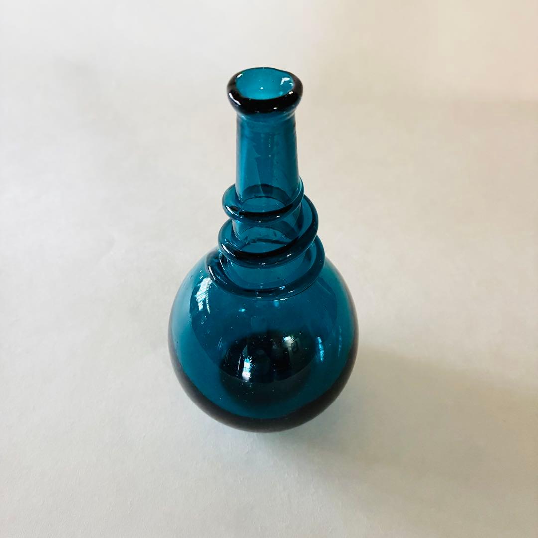 倉敷ガラス　小谷眞三　小谷真三　 線巻瓶　花瓶