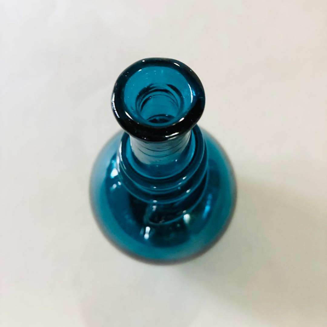 倉敷ガラス　小谷眞三　小谷真三　 線巻瓶　花瓶