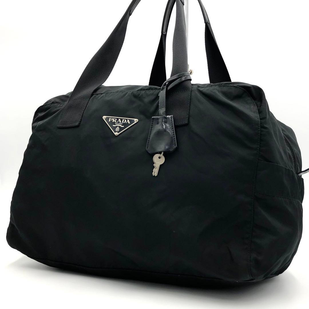 【極美品・使用感少ない✨】プラダ　ボストンバッグ　肩掛け可能　南京錠　鍵付き