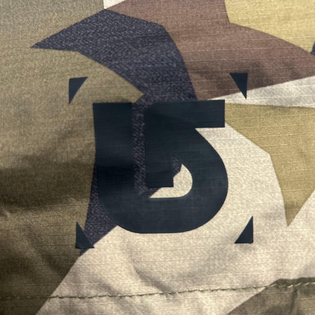 BURTON カモフラージュ フード付きスノーボードジャケット