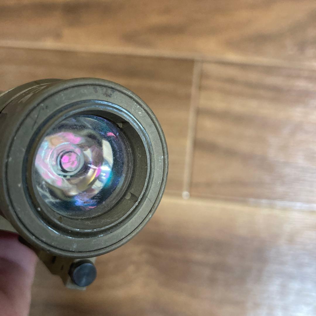 surefire ライト　フラッシュライト