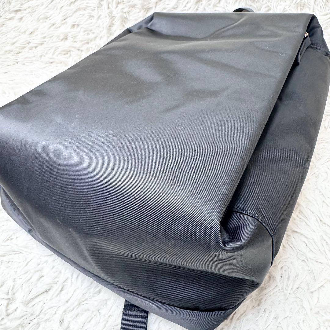 【新品未使用】アフターヌーンティー ワードローブ 無重力リュック M ブラック