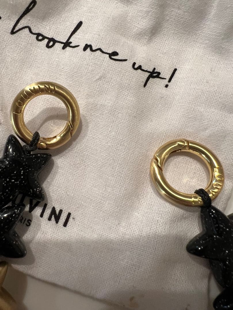 【LOUVINI】ハンドストラップ　PETIT ETOILE　BLACK