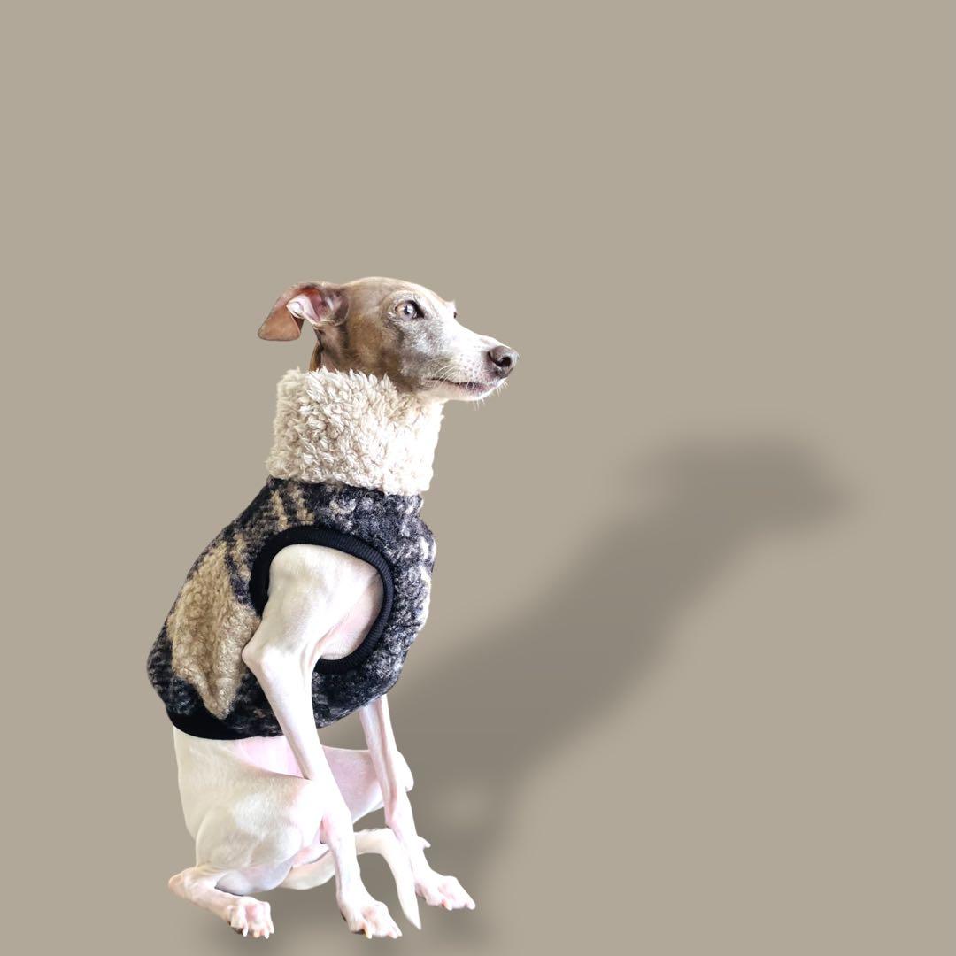 ⑬ブークレーニットショート丈ベスト