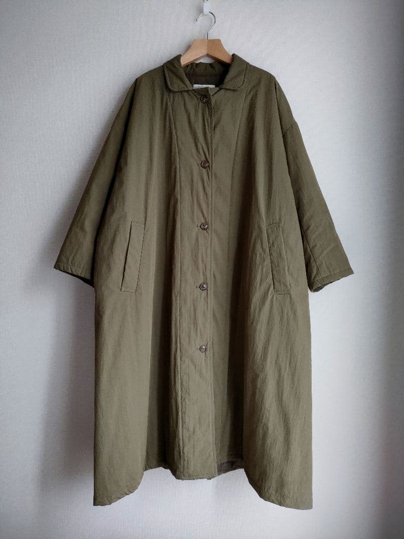 美品 ビアズリー シンプルビックコート カーキ