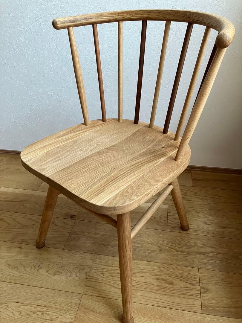 アデペシュ　ハーフラウンドチェア　オーク　ウォルナット　木製　チェア