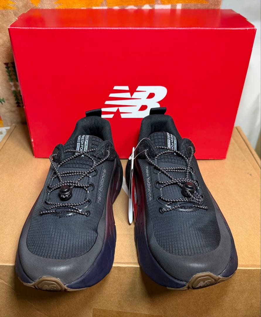 靴 New BalanceFresh Foam X More v4