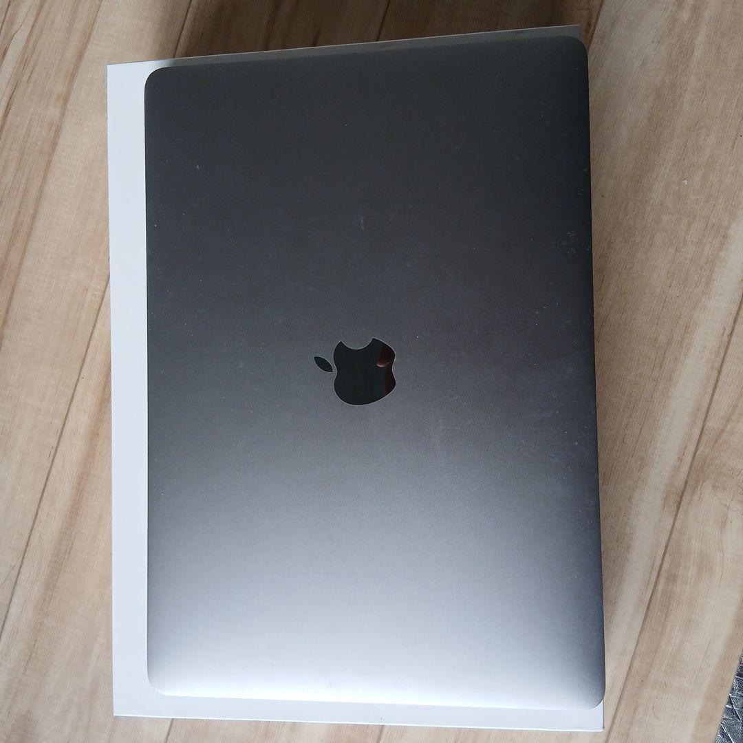 Apple MacBook Pro 13インチ　2017年