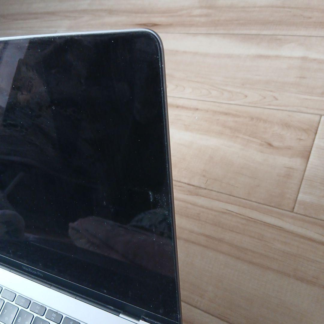 Apple MacBook Pro 13インチ　2017年