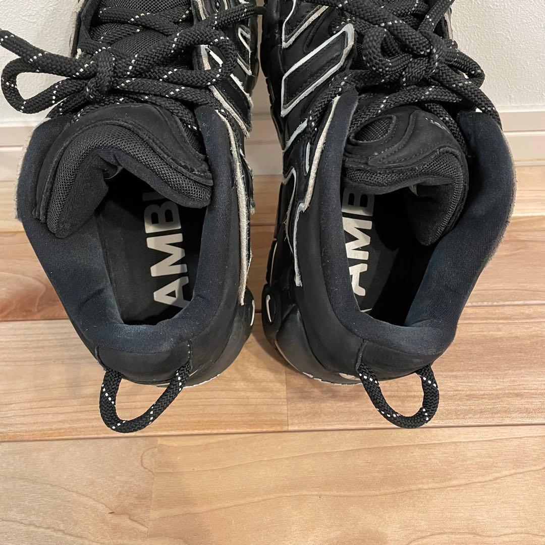 靴 nike more up tempo ambush