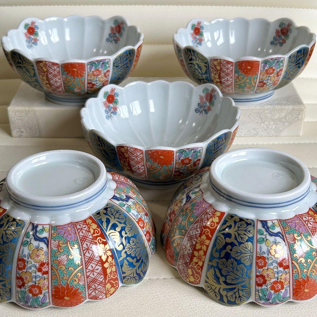 有田焼　清秀　金彩古伊万里　菊割小鉢揃　５枚セット　輪花鉢　色絵　煮物鉢　刺身鉢