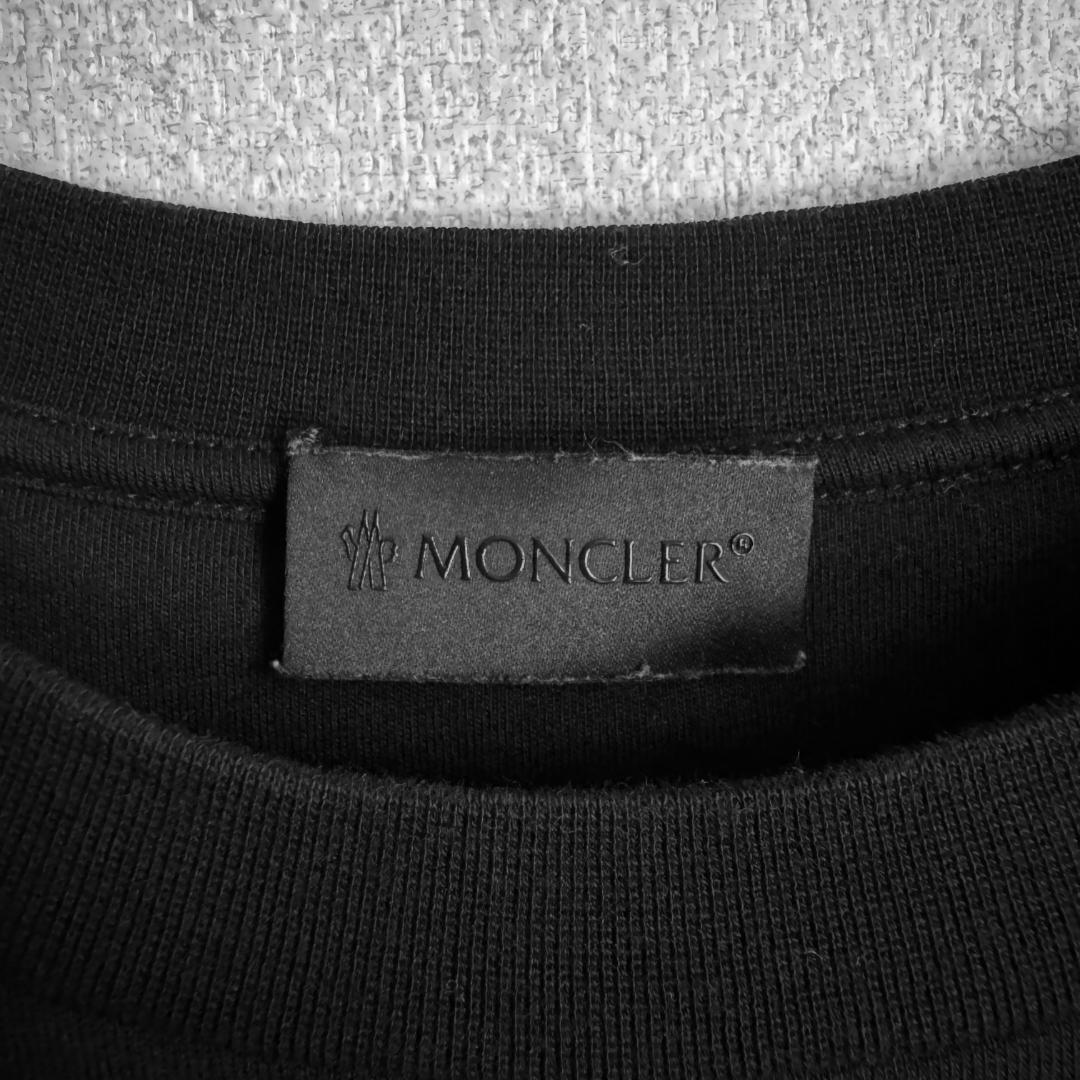 【美品☆定価10万円☆高級モデル☆ラバーロゴ】モンクレール ロンT 入手困難