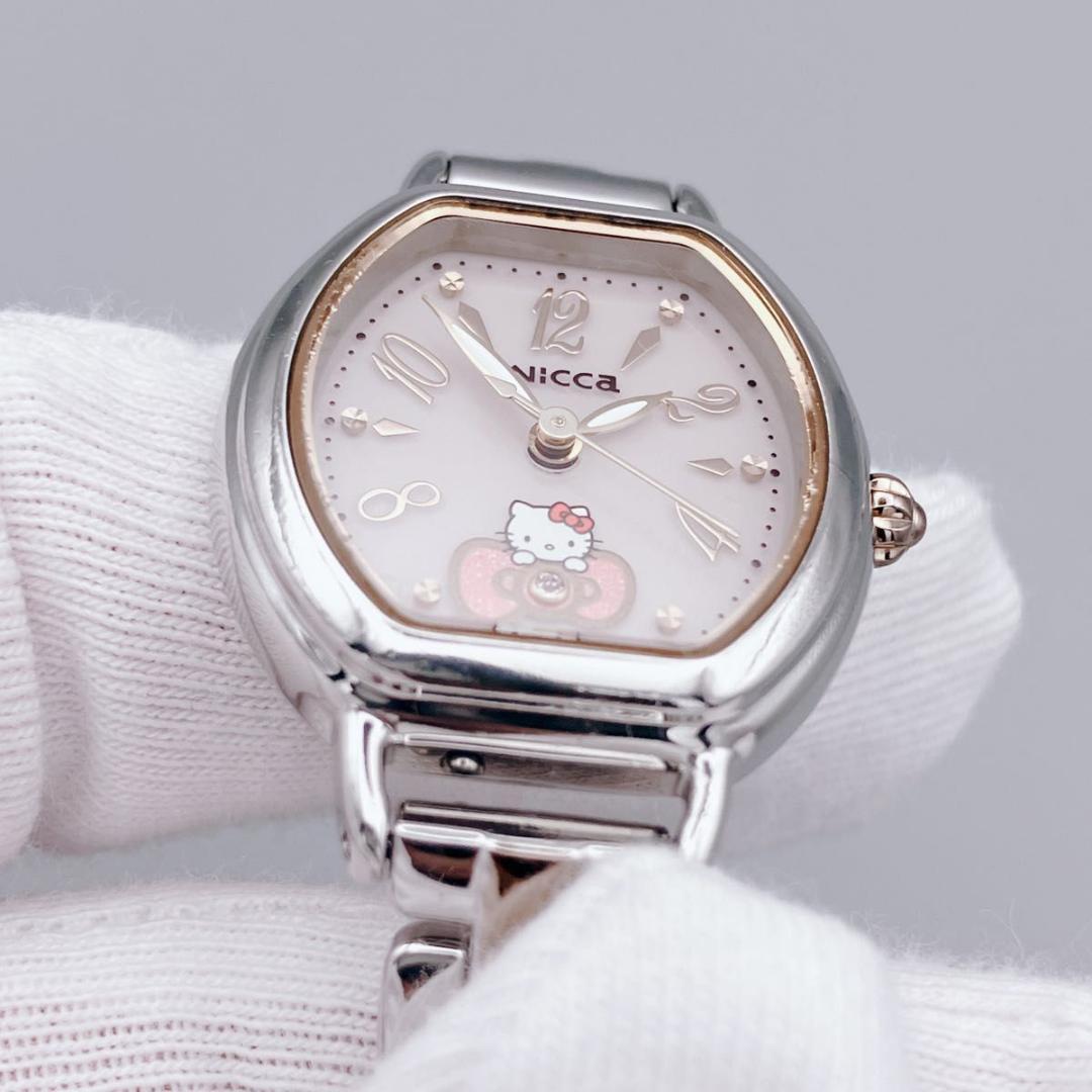 【極美品】Wicca ハローキティ　４５周年モデル レディース　ソーラー　稼働