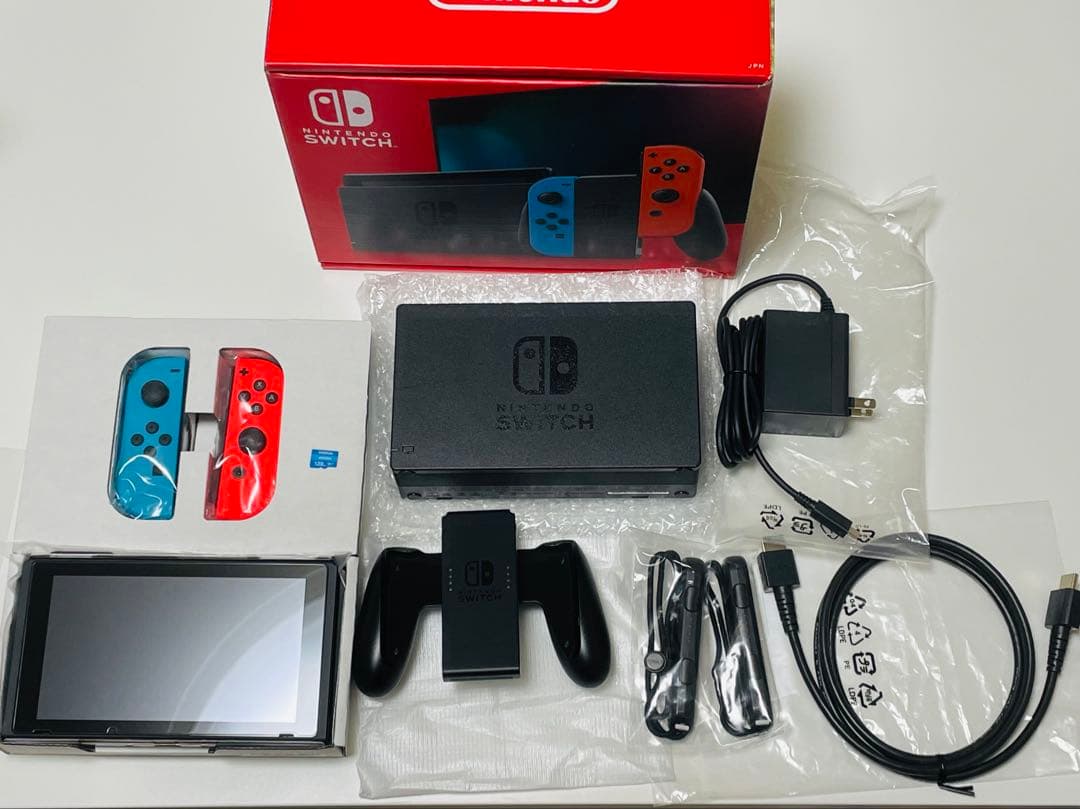 Nintendo Switch 本体 　SDカード 128G