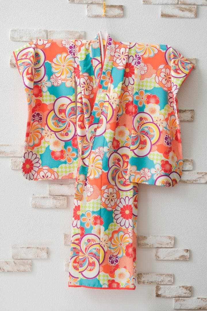 七五三　７歳　女の子 花柄 オレンジ系