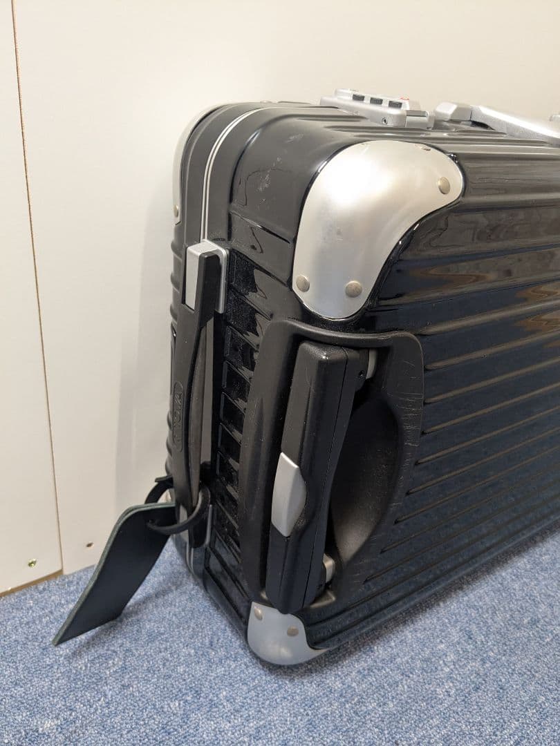 リモワ リンボ 32L 2輪 マットブラック 機内持込 TSA