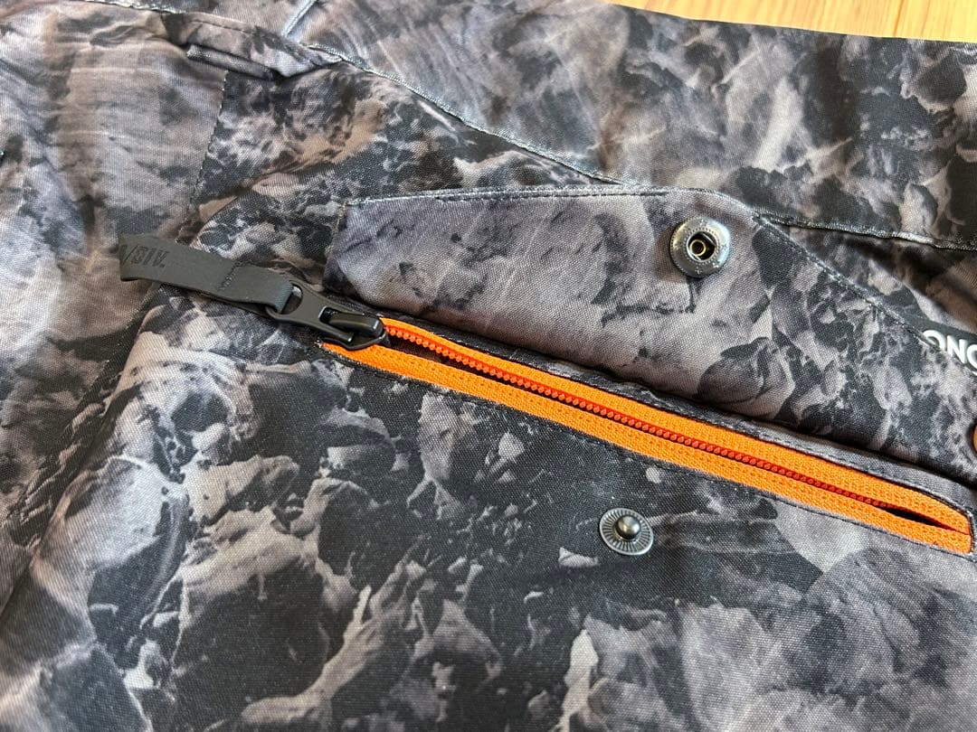 ※【ほぼ未使用品】ビラボン/ BILLABONG スノーウエアー / 上下セット