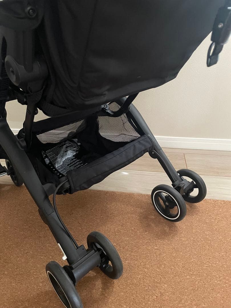 gb 折りたたみベビーカー ブラック　ポキット
