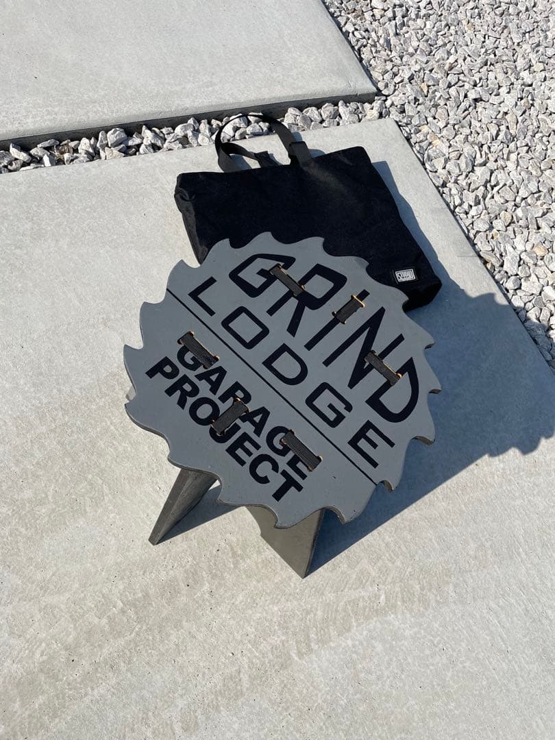 grindlodge スツール　ケース付き