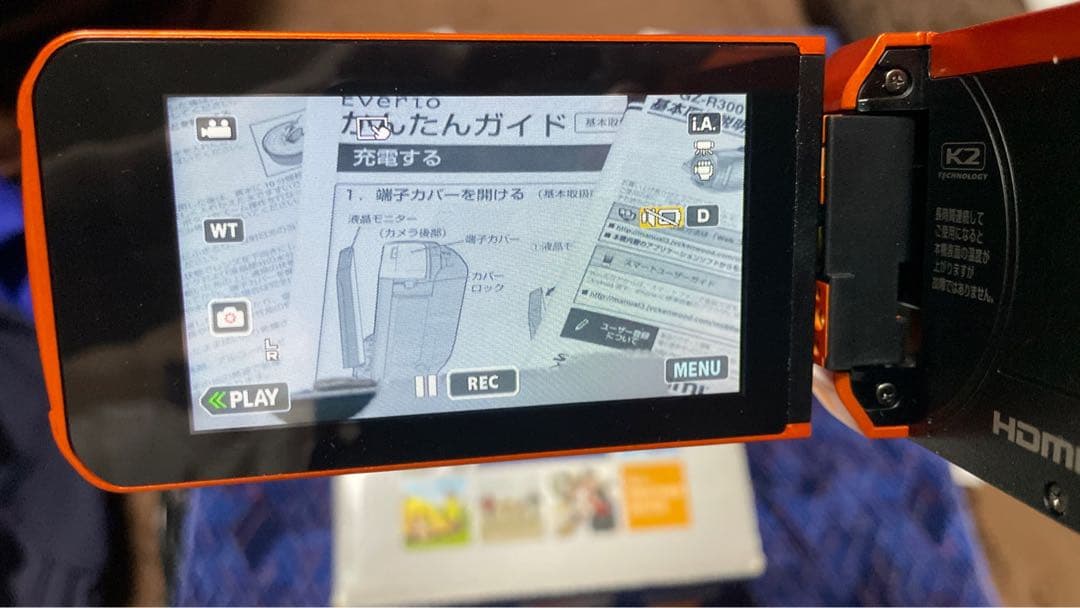 花*吉様 JVC Everio GZ-R300D 防水ビデオカメラ オレンジ