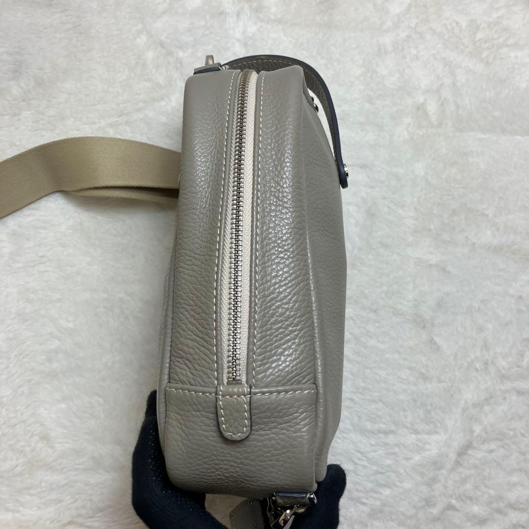 美品✨24AW ダニエルアンドボブ ボディバッグ クラッチ ACCOPIATO