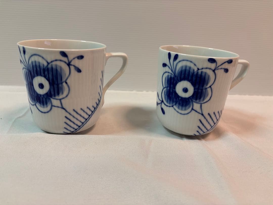 ロイヤルコペンハーゲンブルーフルテッドメガプレート27㎝マグカップ2客セット新品