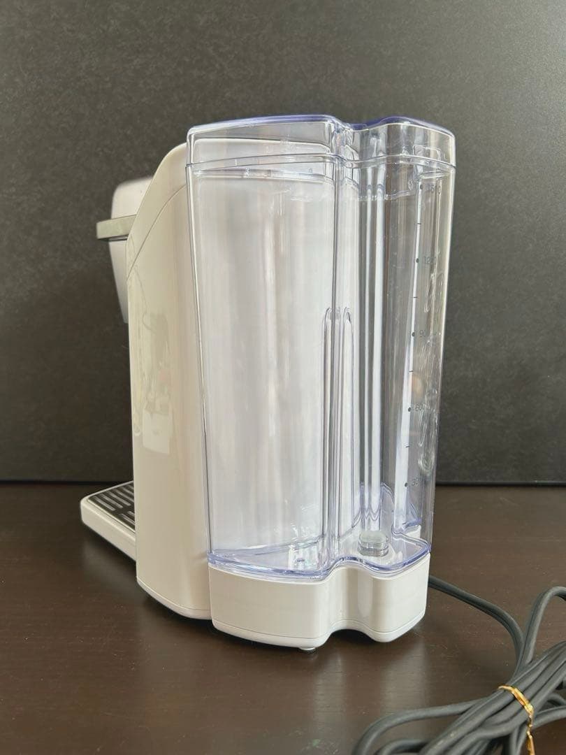 【未使用に近い】Keurig BS300 セラミックホワイト&カップツリーセット