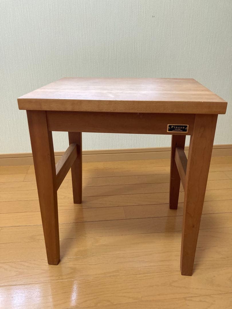 CHARDONNAY Pineau 椅子　スツール