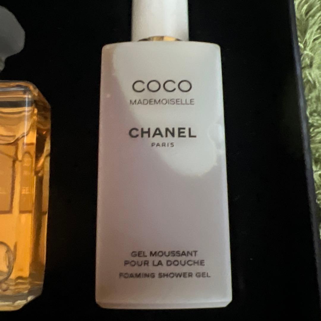 値下げ　ココ マドモアゼル 香水 & ボディローション セット