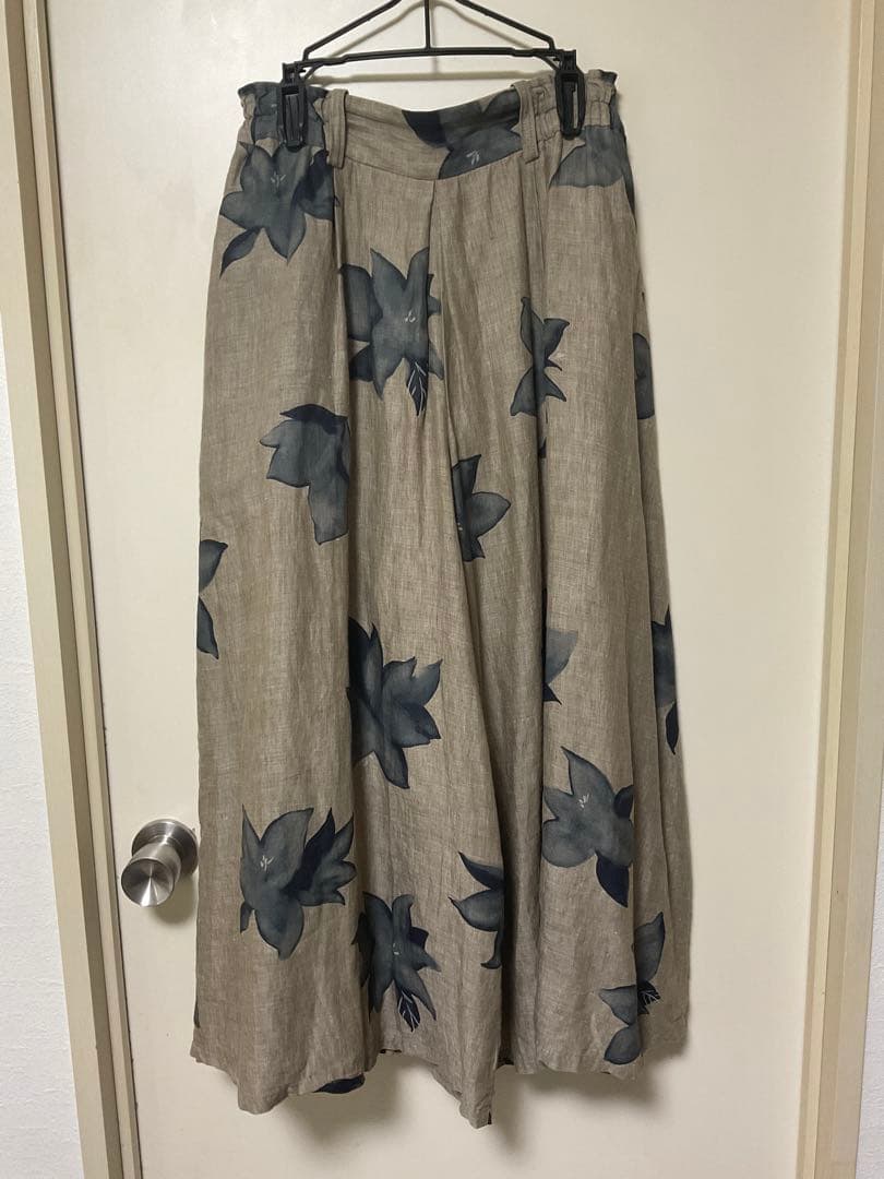 パラスパレス　花柄　リネン　フレアキュロット　秋色