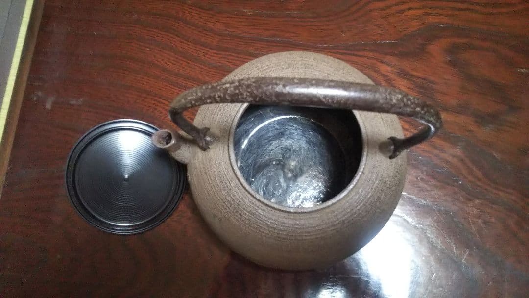鉄瓶 平丸刷毛目 佐藤 清光 作 未使用 箱付き 茶乃湯釜