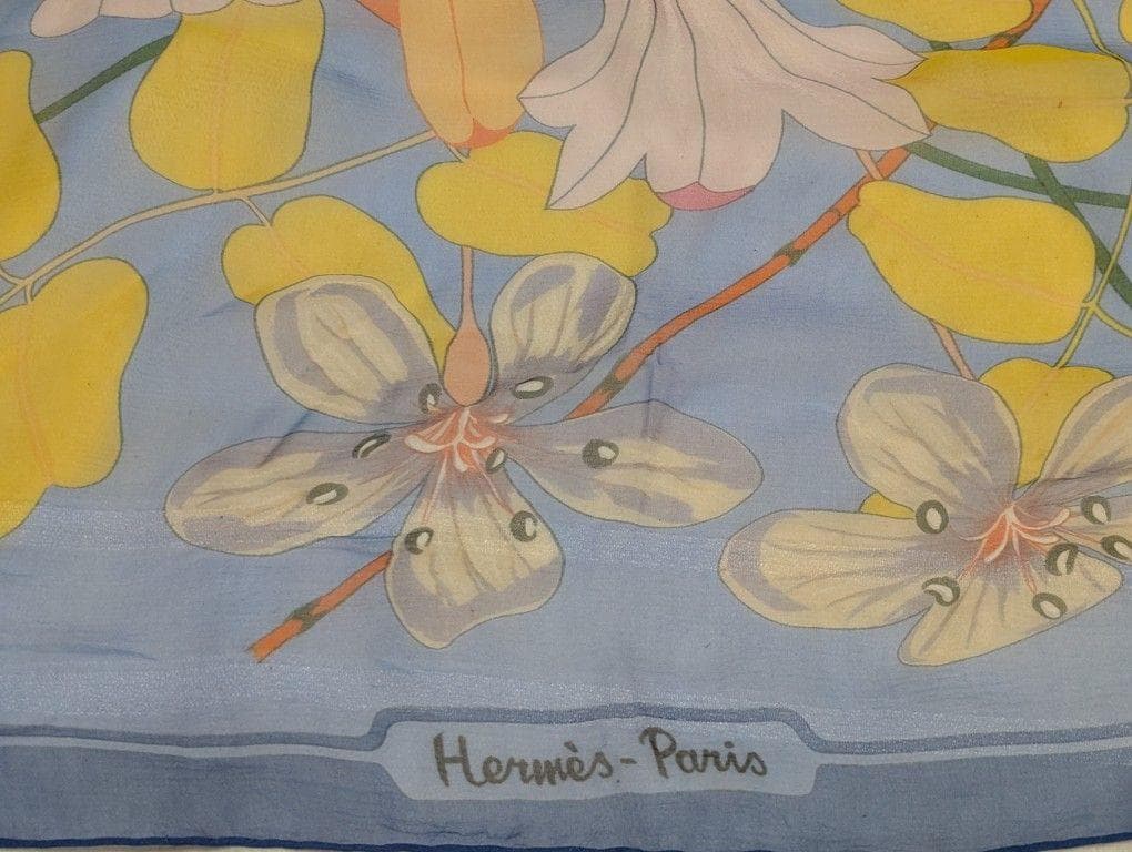 HERMÈS エルメス スカーフ カレ90 シルク100% 花柄 ピンク系