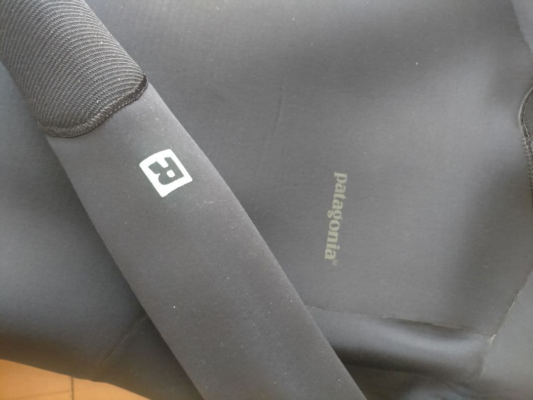 patagonia ウェットスーツ　XL