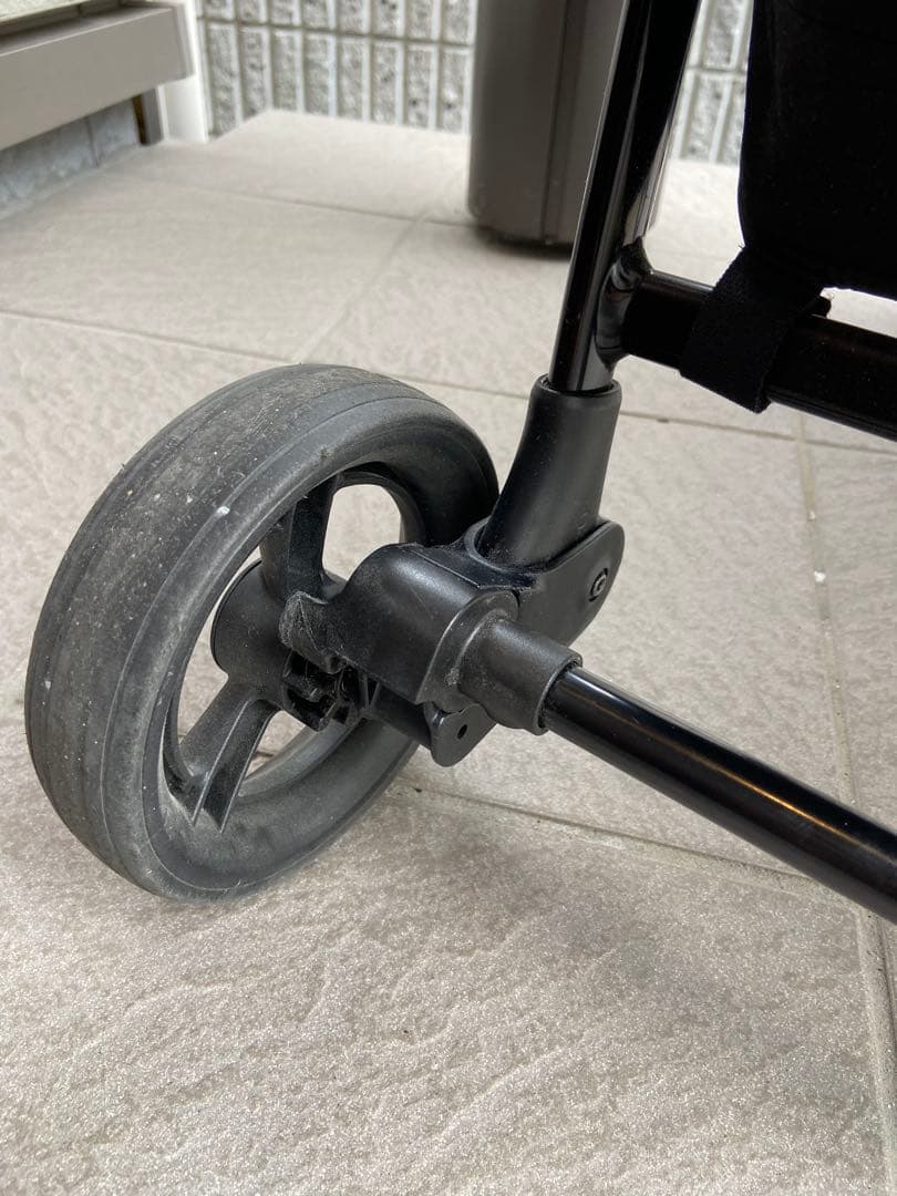 nuna IXXA riveted ヌナ　イクサ　ベビーカー