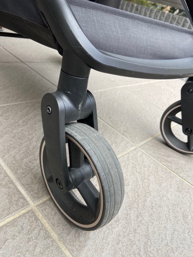 nuna IXXA riveted ヌナ　イクサ　ベビーカー