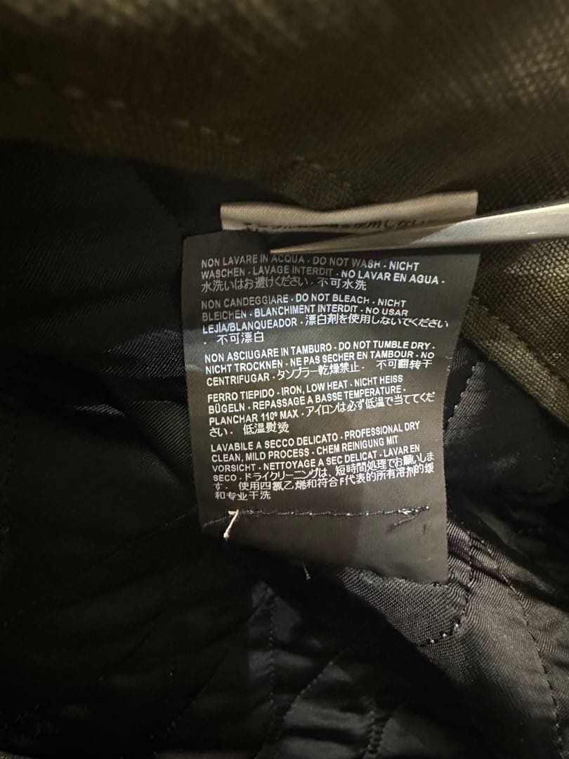 BALENCIAGA ファー付きトレンチコート