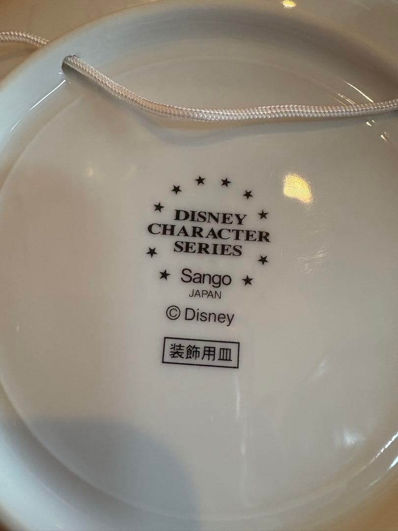 ディズニーマンスリープレート　皿　飾り皿　装飾