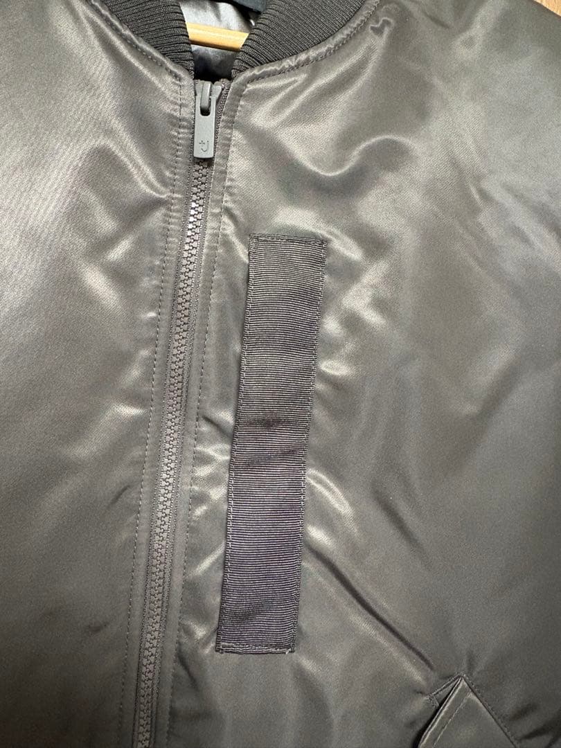 ユニクロ +J ハイブリッドダウンオーバーサイズMA-1 グレー Lサイズ