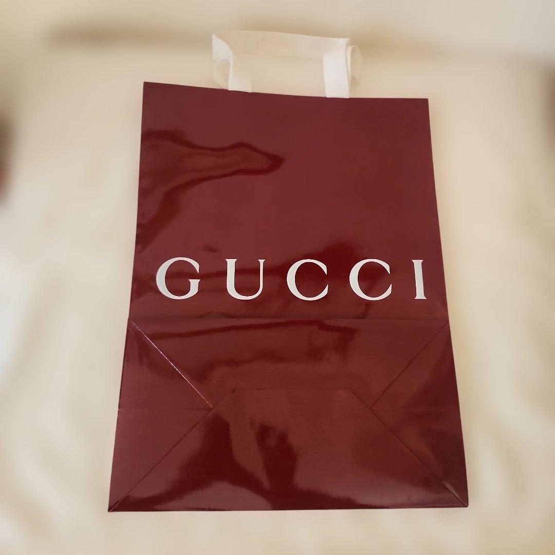 若槻 グッチ　ヒグチユウコ　シルク　ネックボウ　スカーフ　ショッパー2枚付